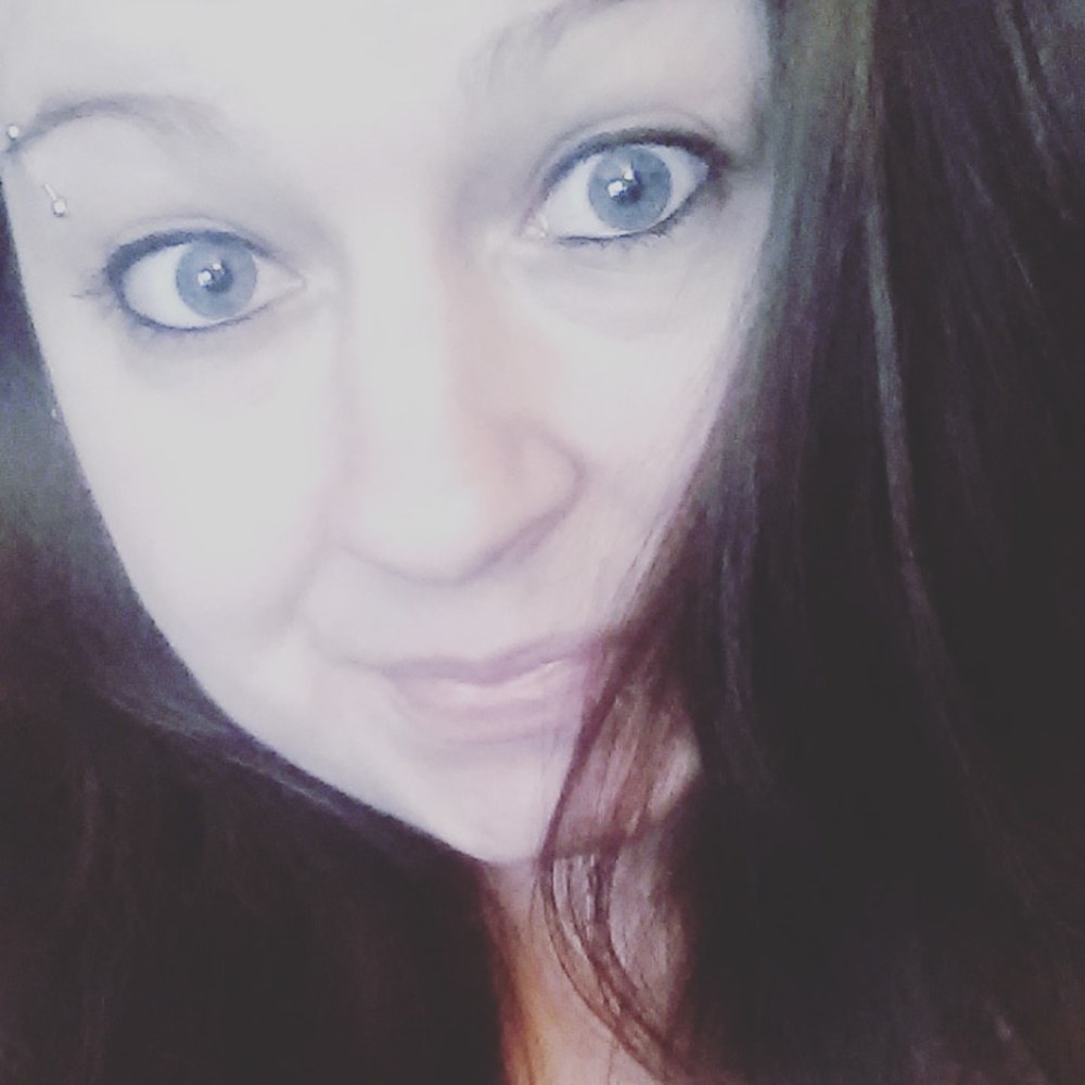 Meet your Posher, Ariel